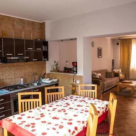 Holiday home Vila Alexandra Ski *